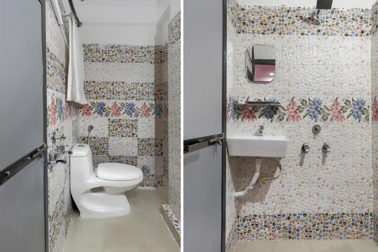 Oyo 45752 Hotel Sb Palace Godarpura Екстериор снимка